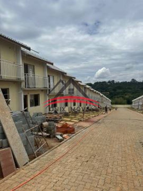 Casa à venda com 2 quartos, 47m² - Foto 15