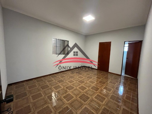 Casa à venda com 2 quartos, 360m² - Foto 12