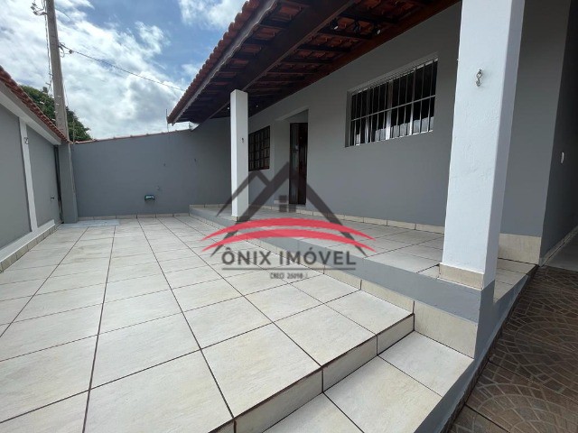 Casa à venda com 2 quartos, 360m² - Foto 3