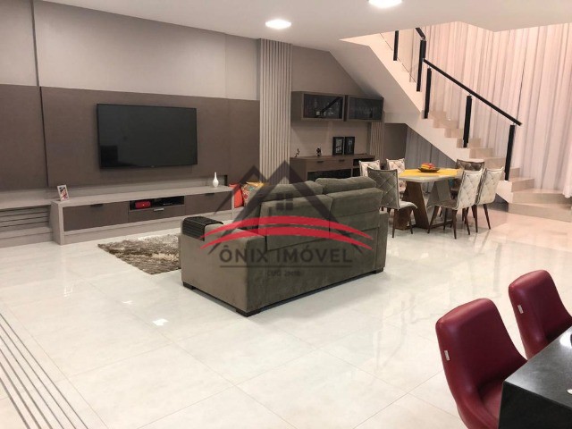 Casa à venda com 3 quartos, 300m² - Foto 10