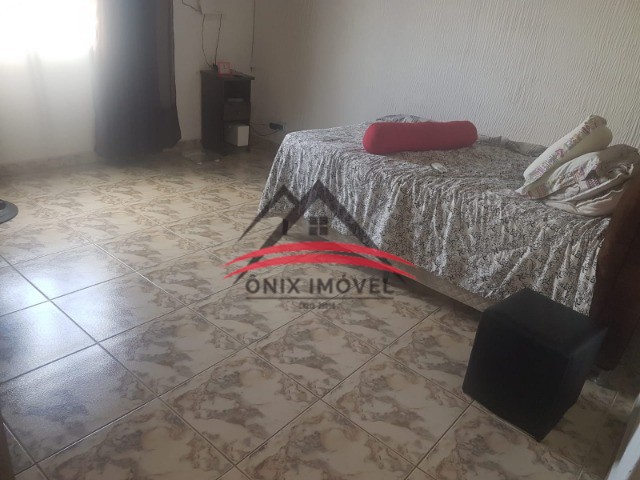 Casa à venda com 3 quartos, 300m² - Foto 10