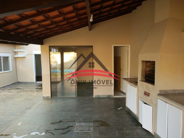 Casa à venda com 2 quartos, 600m² - Foto 17