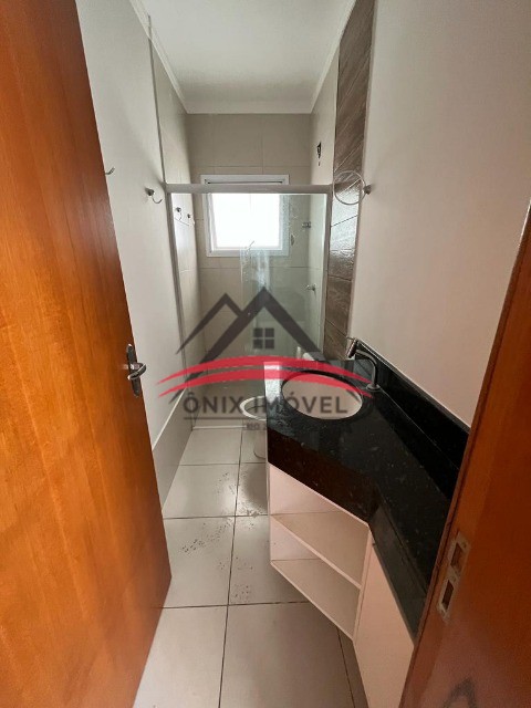 Apartamento para alugar com 2 quartos, 72m² - Foto 4