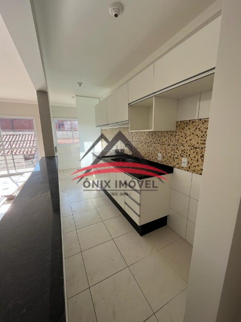 Apartamento para alugar com 2 quartos, 72m² - Foto 1