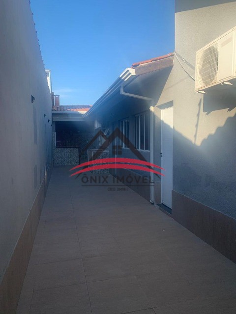 Casa à venda com 2 quartos, 135m² - Foto 10