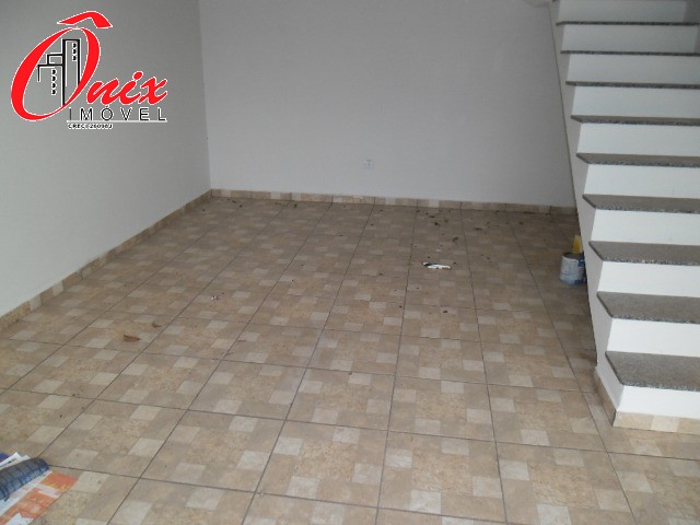 Casa à venda com 2 quartos, 250m² - Foto 18