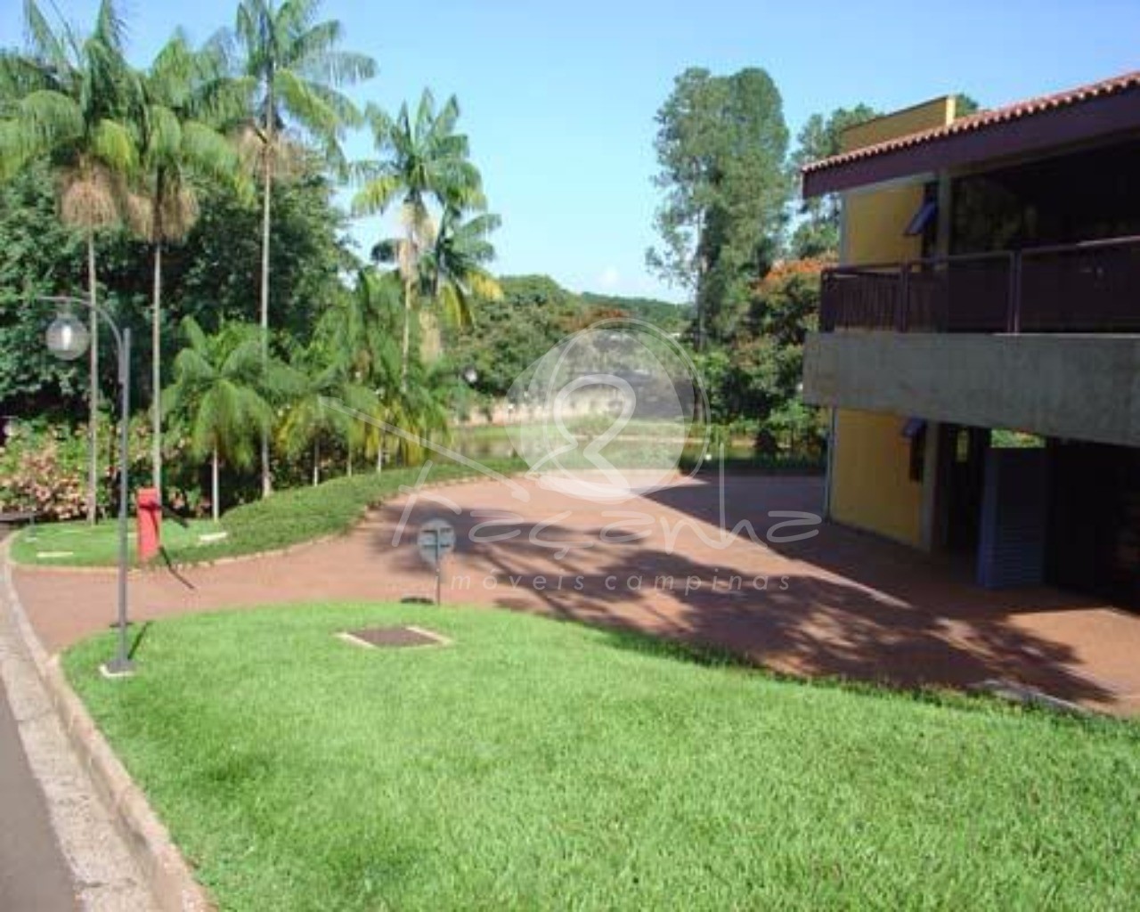 Casa de Condomínio à venda com 4 quartos, 576m² - Foto 12