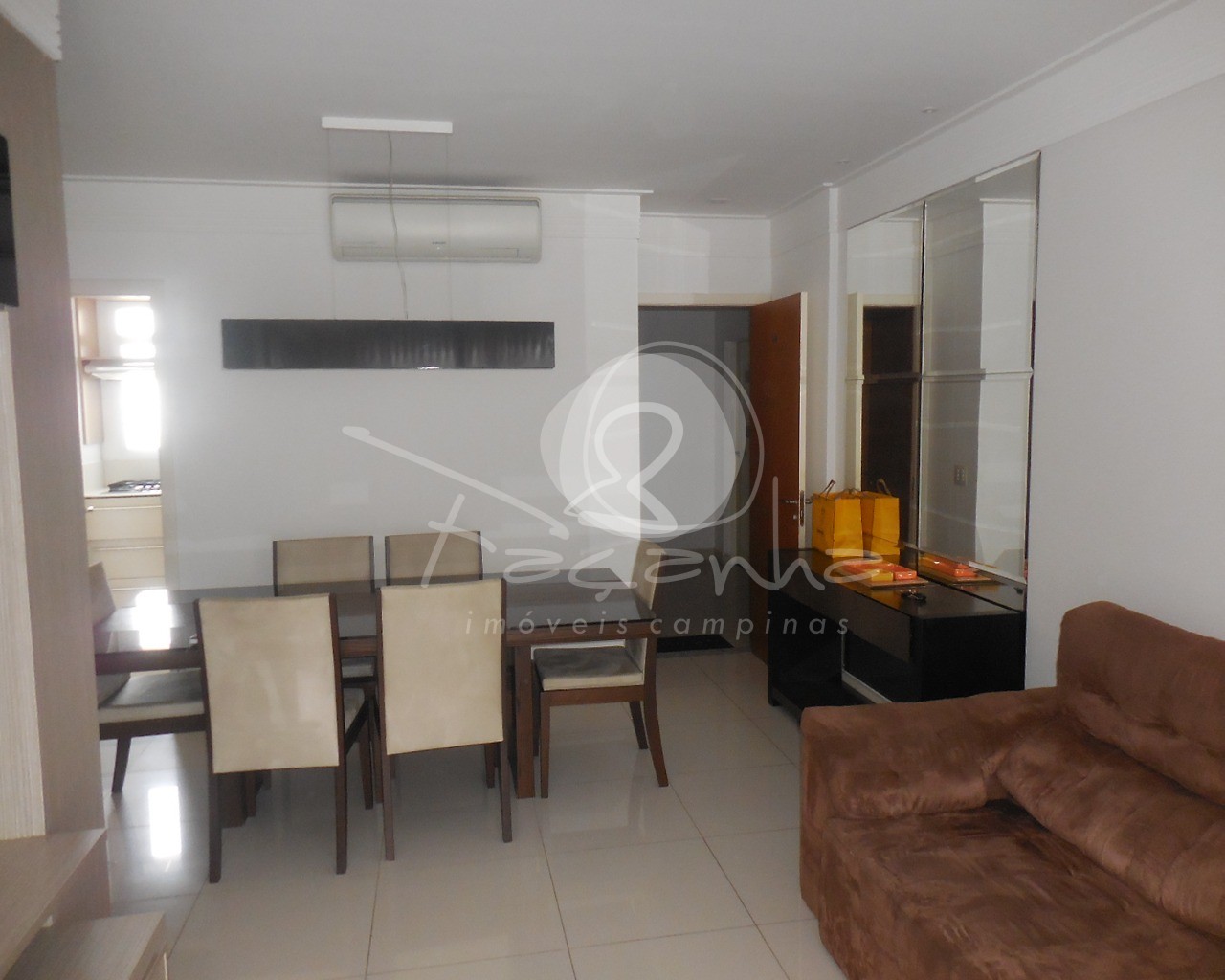 Apartamento à venda com 3 quartos, 101m² - Foto 1