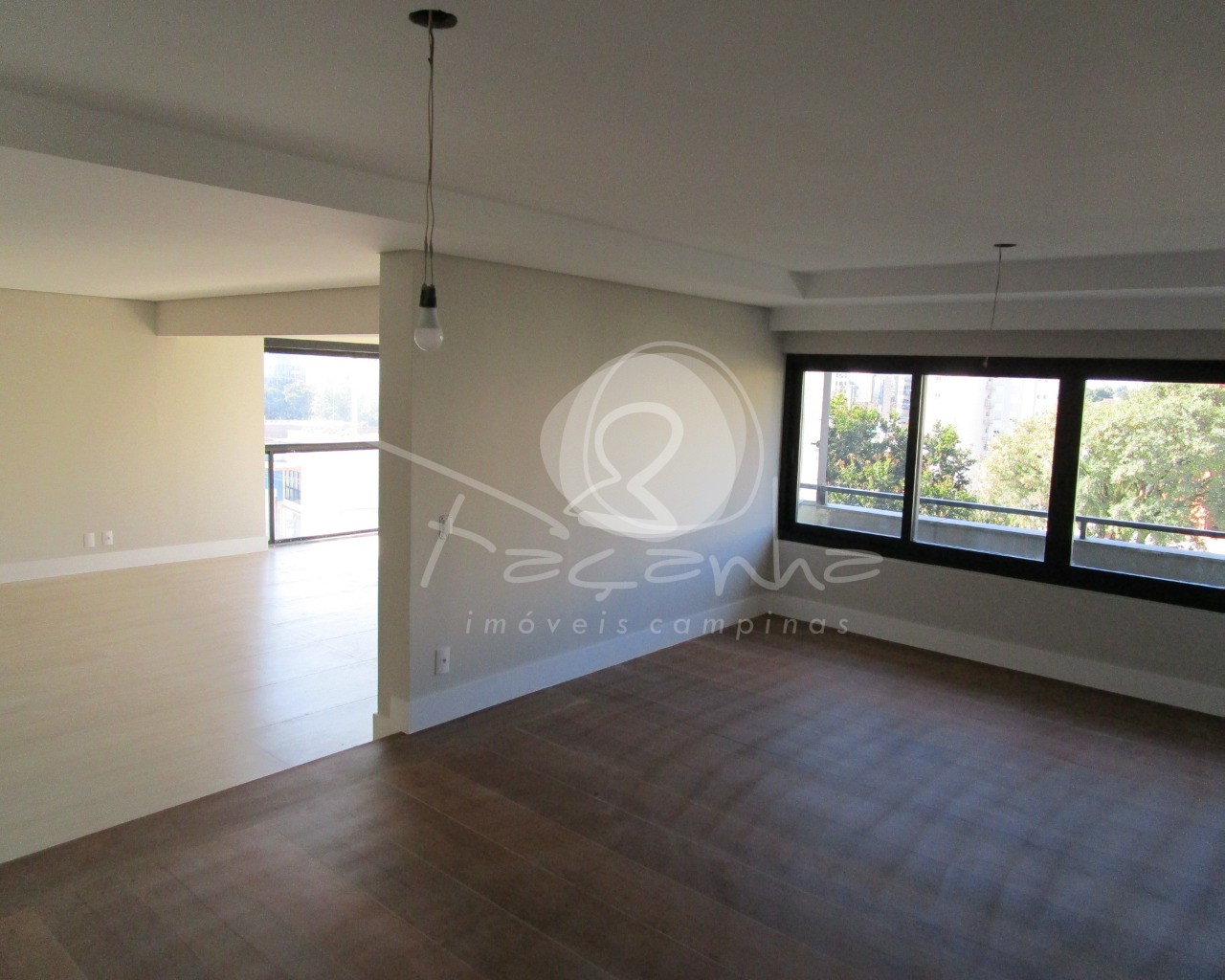 Apartamento à venda com 3 quartos, 230m² - Foto 2