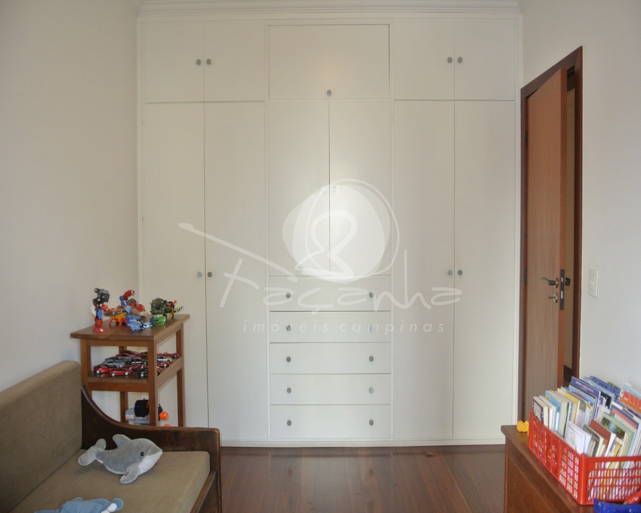 Apartamento à venda com 4 quartos, 238m² - Foto 18