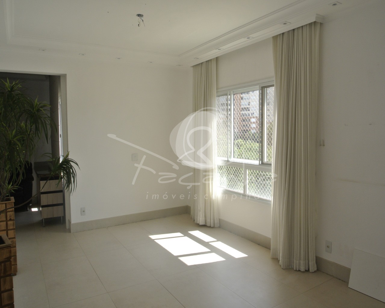 Apartamento à venda com 3 quartos, 148m² - Foto 1