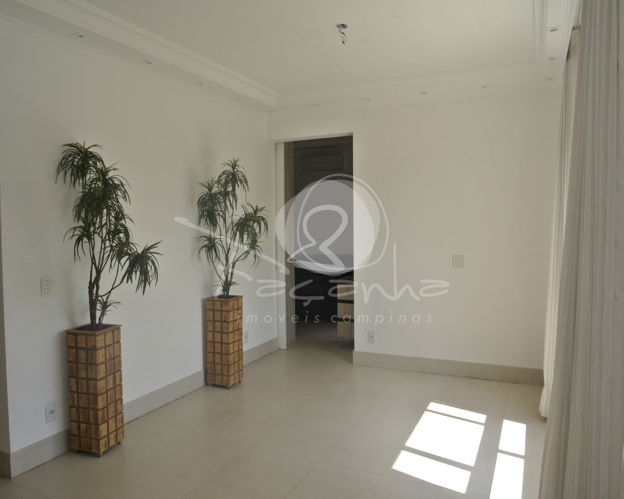 Apartamento à venda com 3 quartos, 148m² - Foto 3