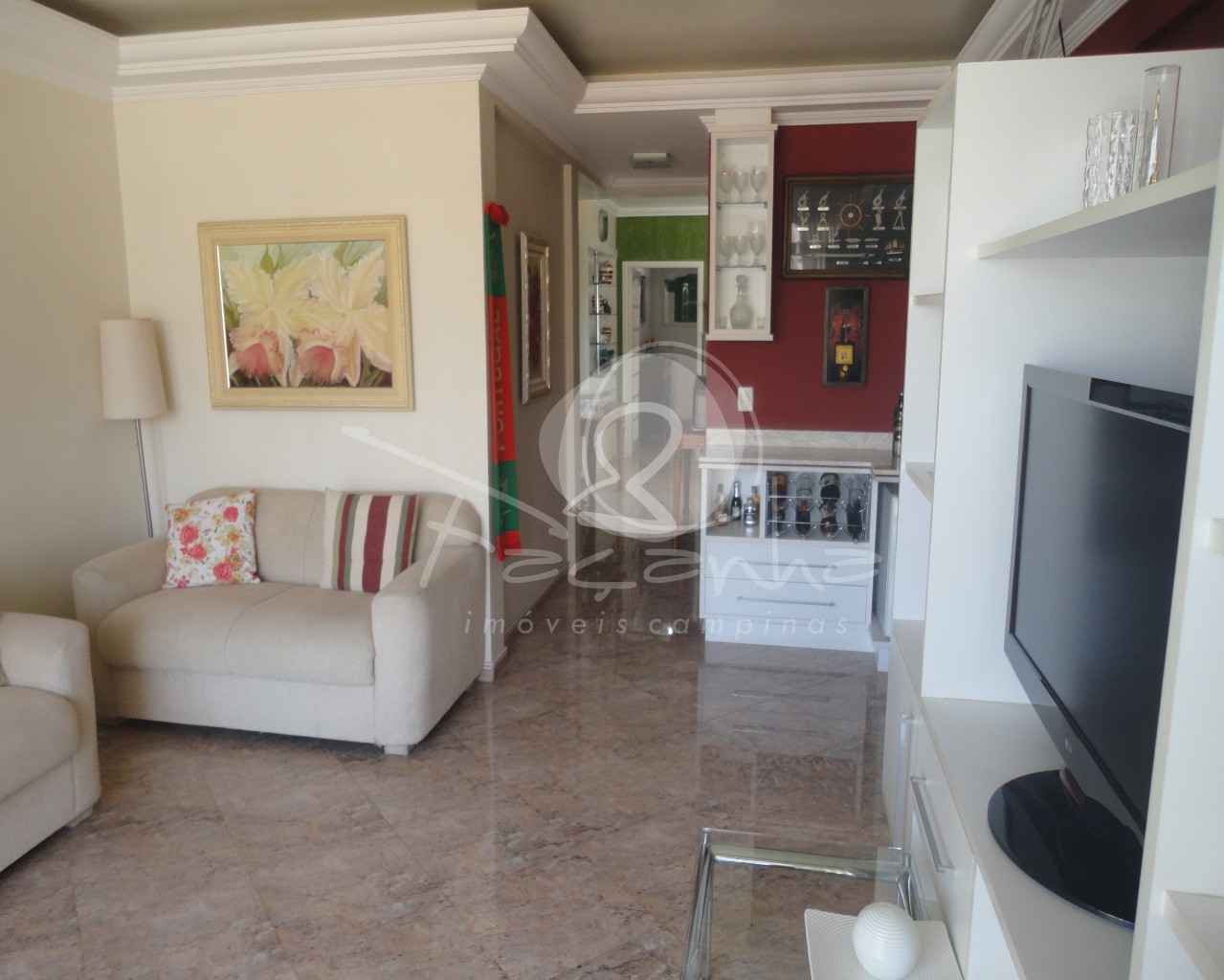 Apartamento à venda com 3 quartos, 110m² - Foto 2