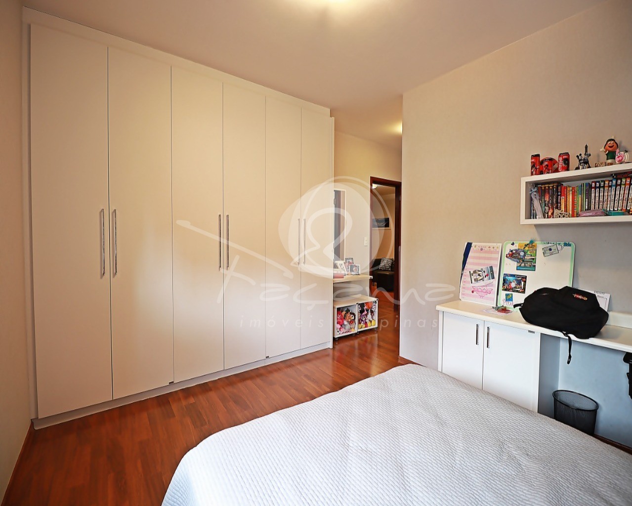 Apartamento à venda com 4 quartos, 260m² - Foto 14