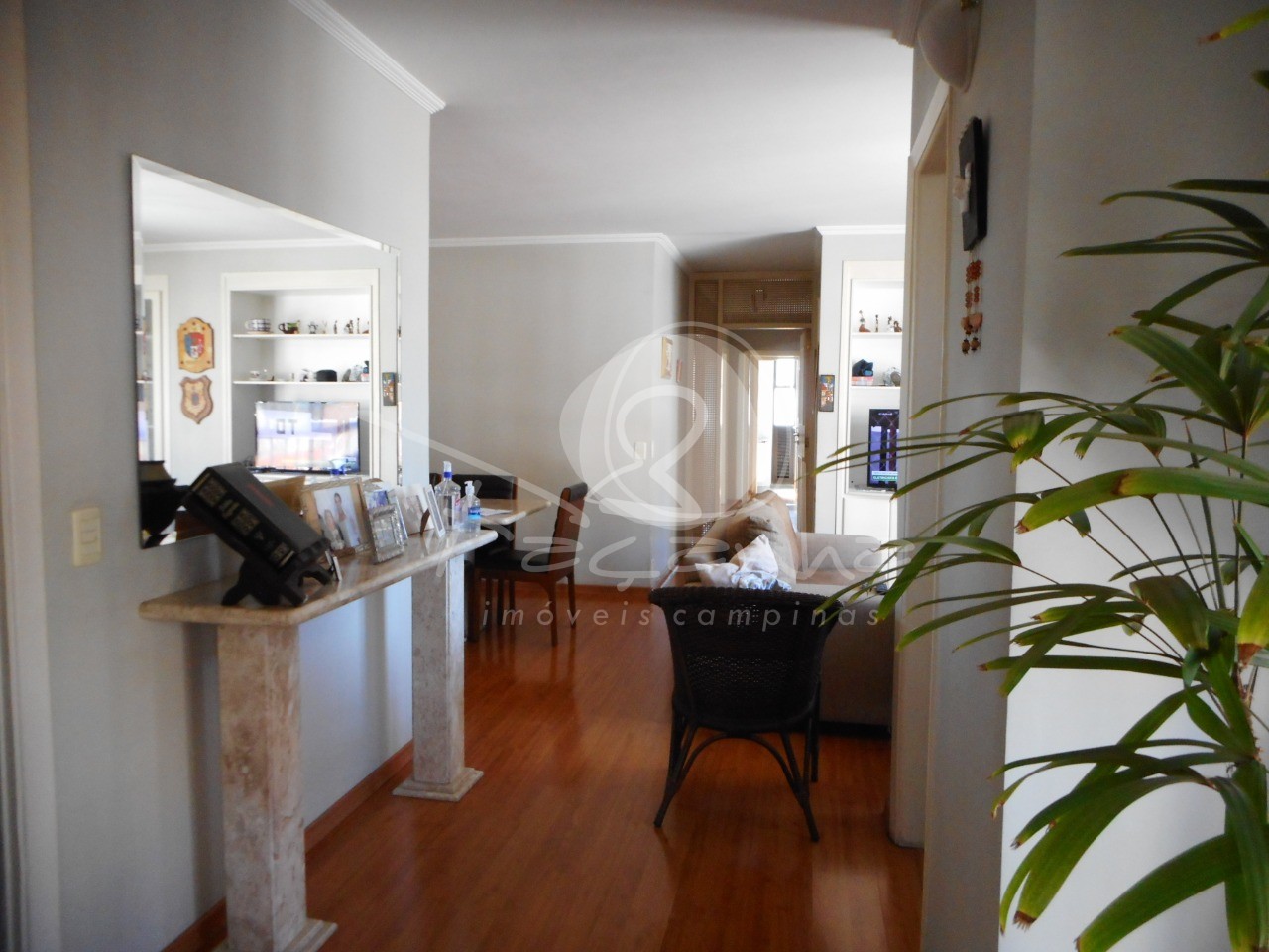 Apartamento à venda com 4 quartos, 216m² - Foto 8