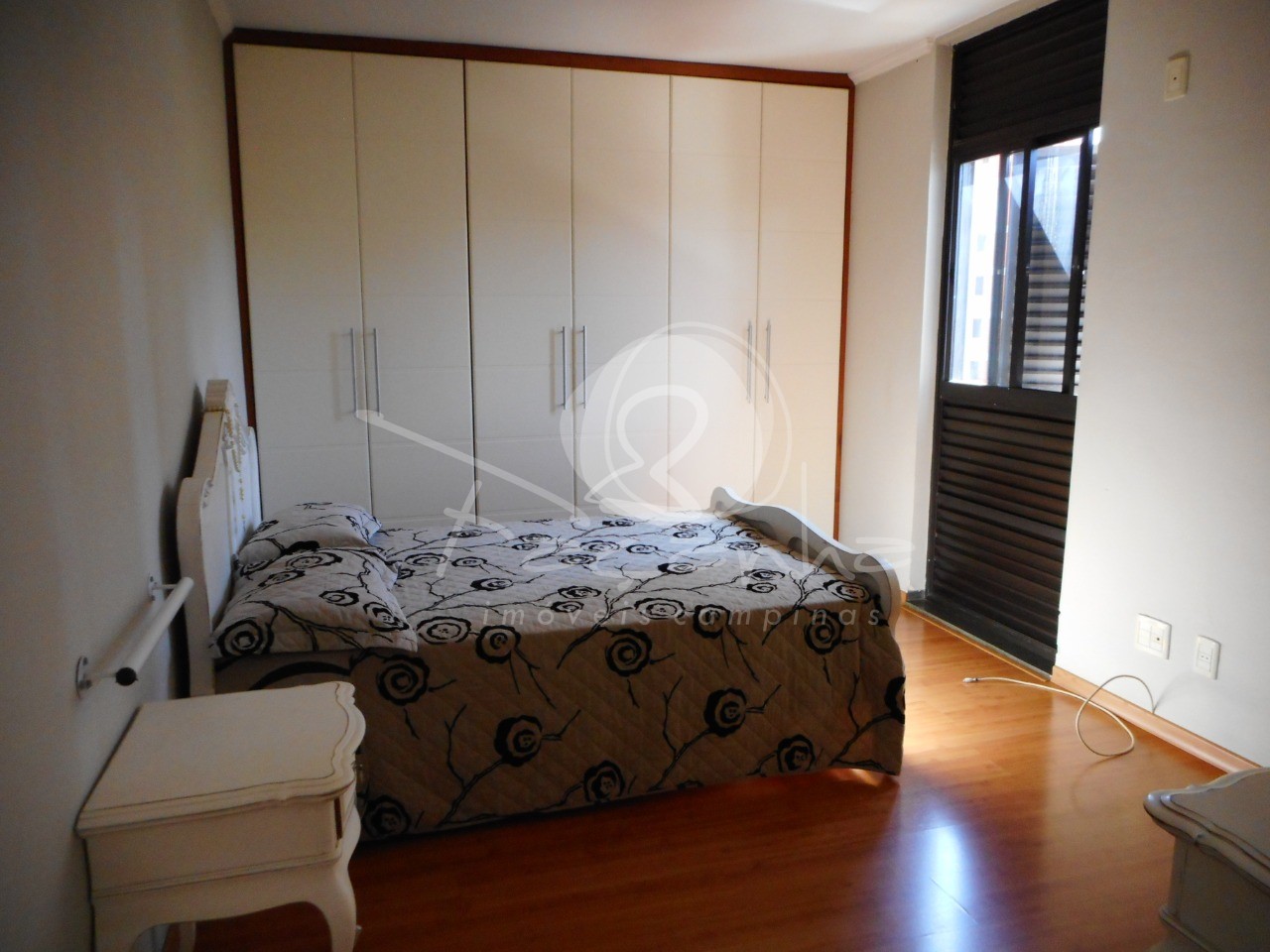 Apartamento à venda com 4 quartos, 216m² - Foto 26