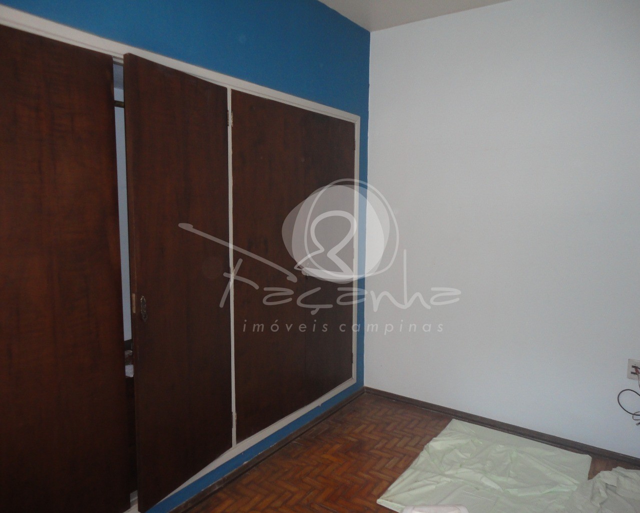 Prédio Inteiro à venda com 3 quartos, 238m² - Foto 2