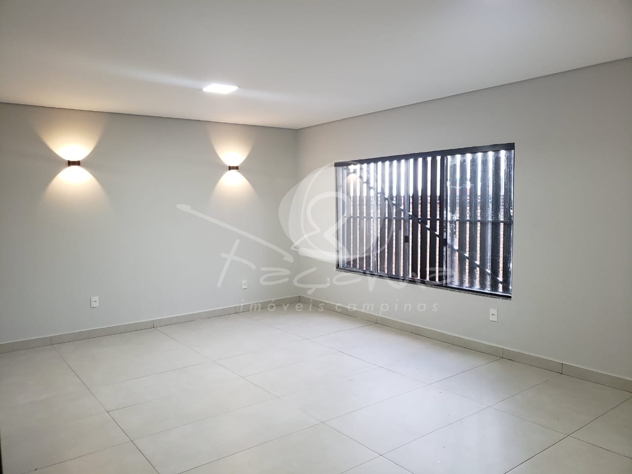 Prédio Inteiro à venda com 4 quartos, 308m² - Foto 1