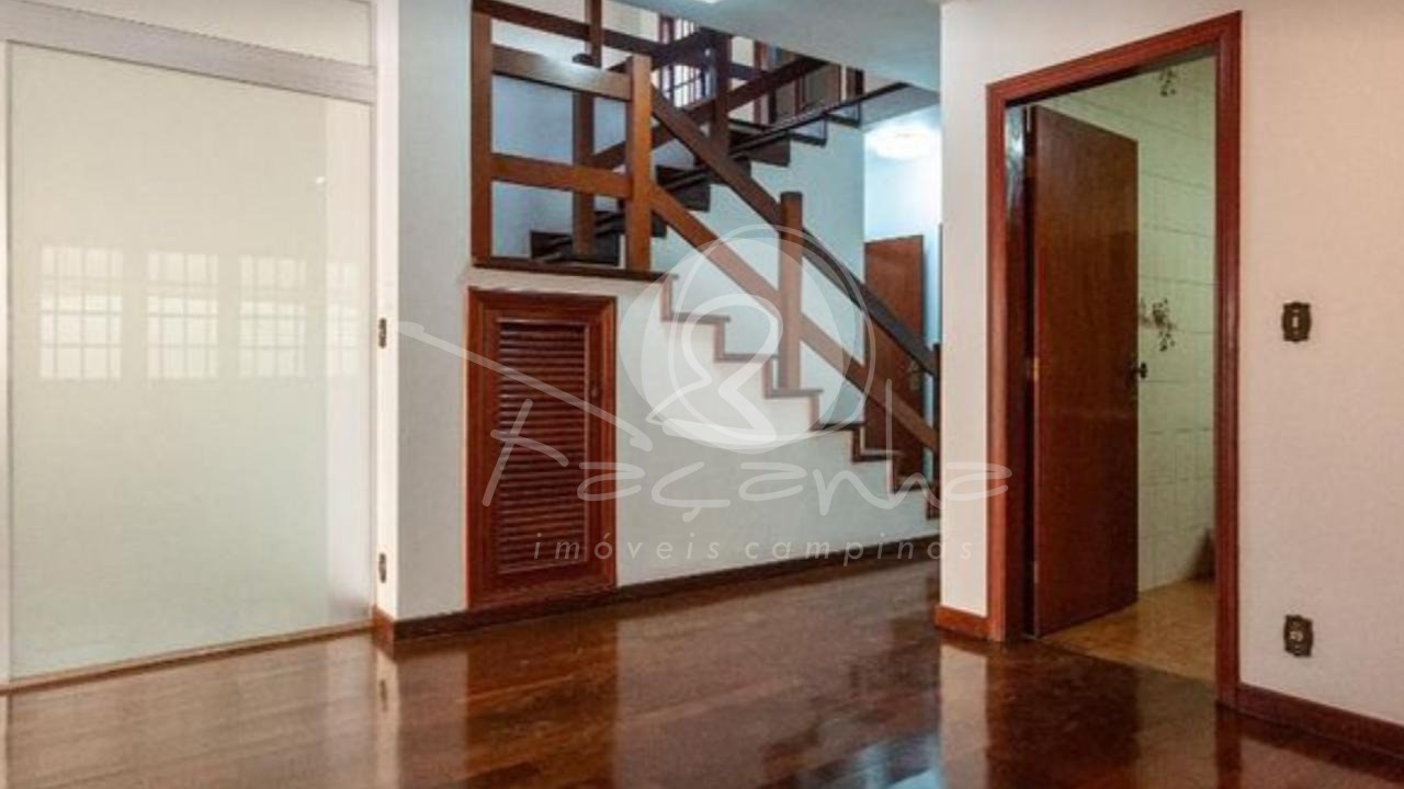 Prédio Inteiro à venda com 4 quartos, 308m² - Foto 2