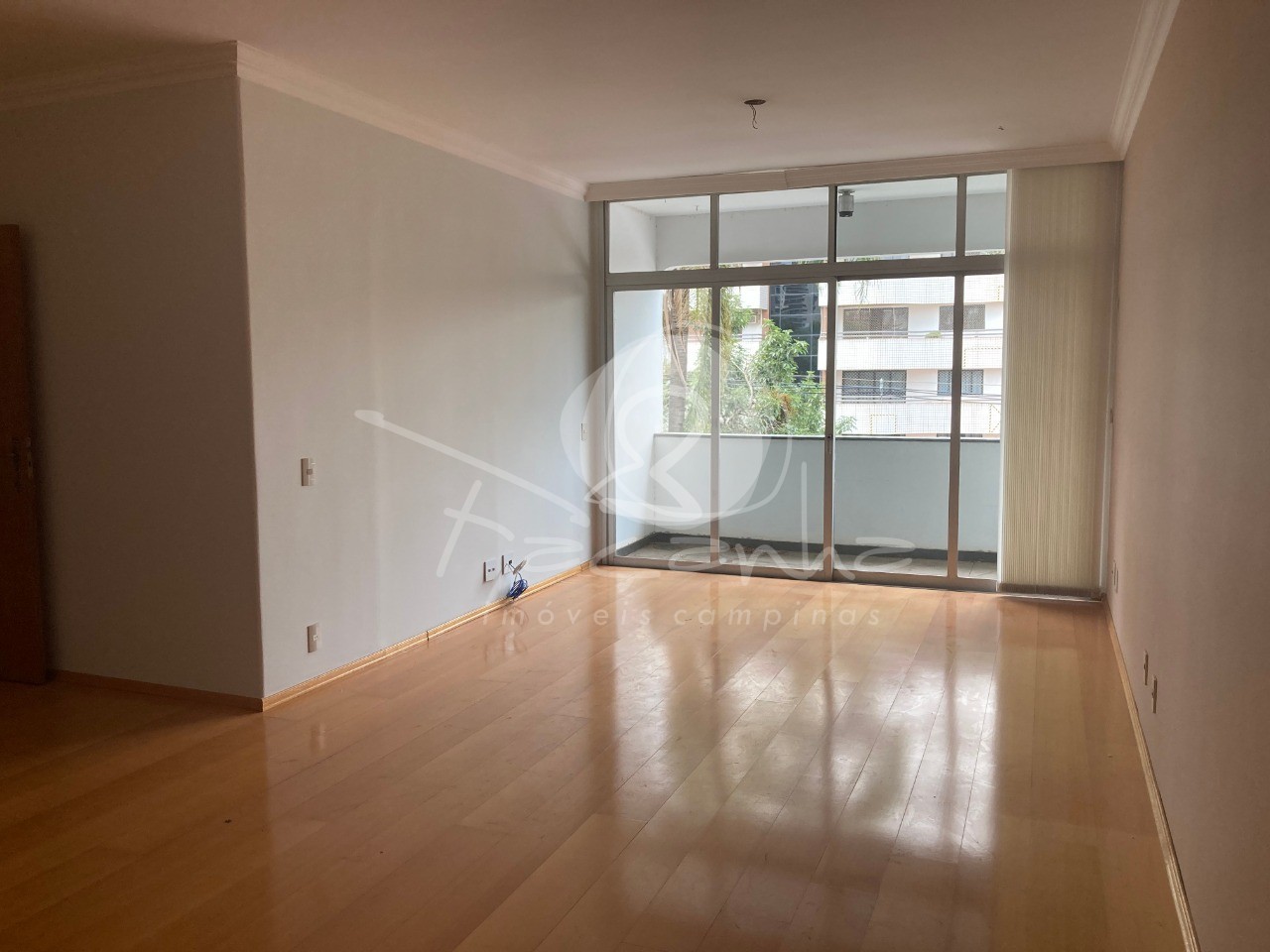 Apartamento à venda com 4 quartos, 160m² - Foto 1