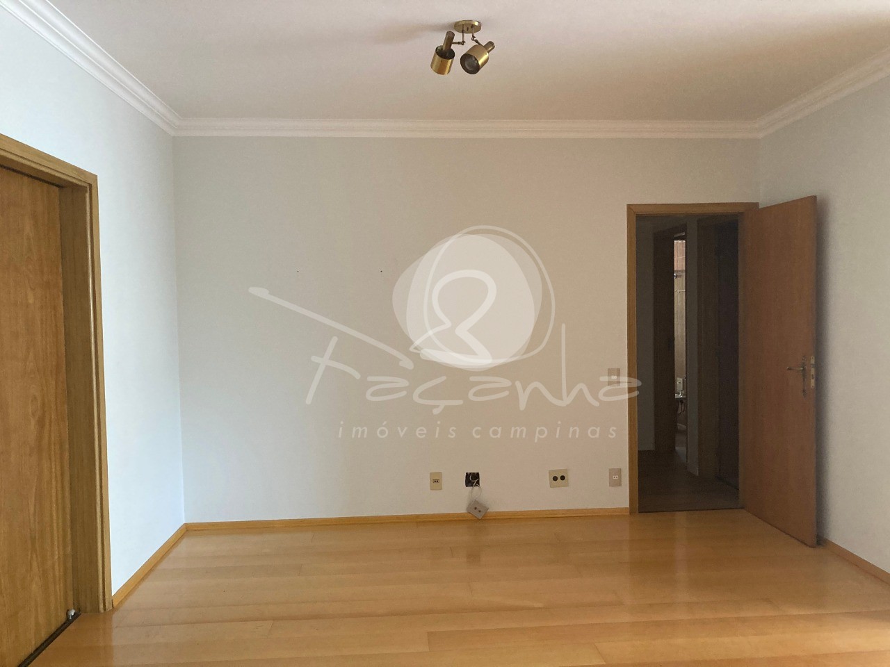 Apartamento à venda com 4 quartos, 160m² - Foto 3