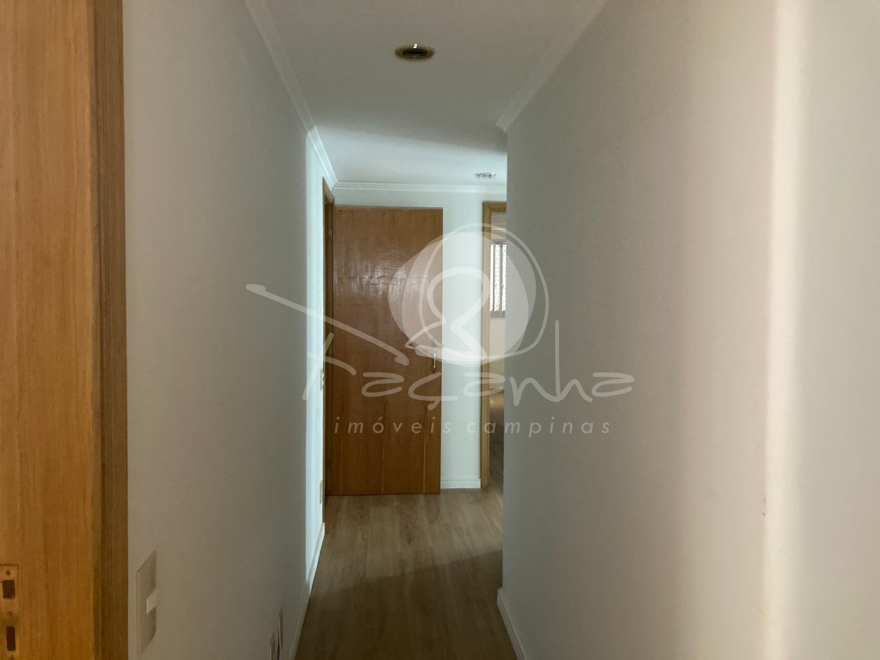 Apartamento à venda com 4 quartos, 160m² - Foto 9