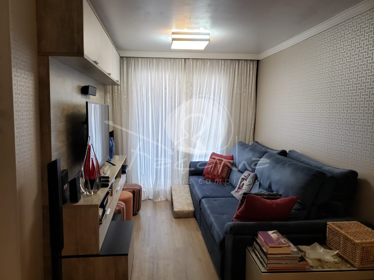 Apartamento à venda com 2 quartos, 64m² - Foto 2