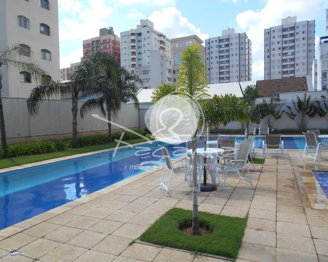 Apartamento à venda com 2 quartos, 64m² - Foto 28