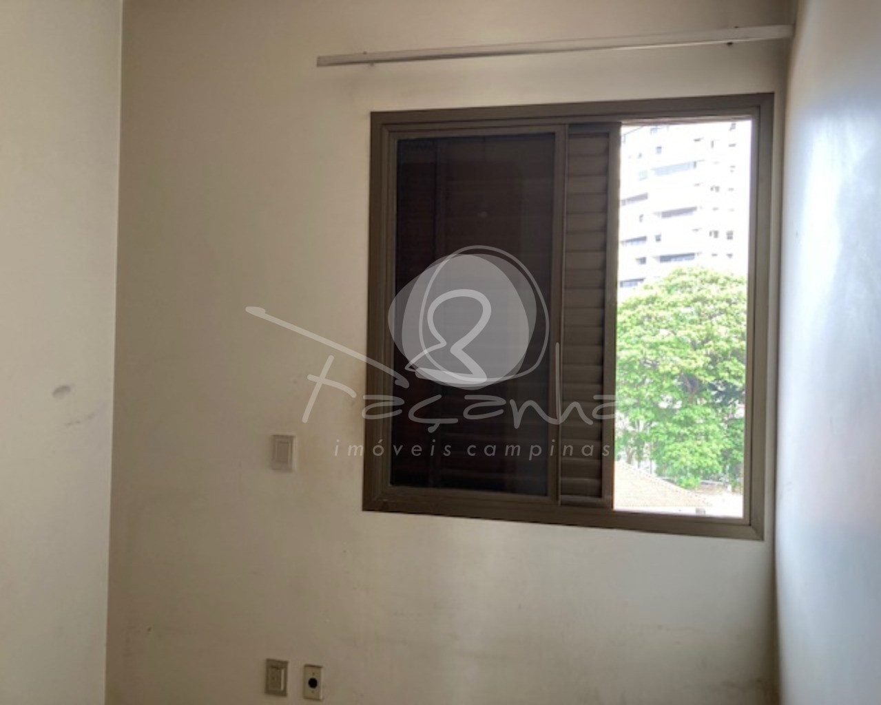 Apartamento à venda com 3 quartos, 208m² - Foto 35