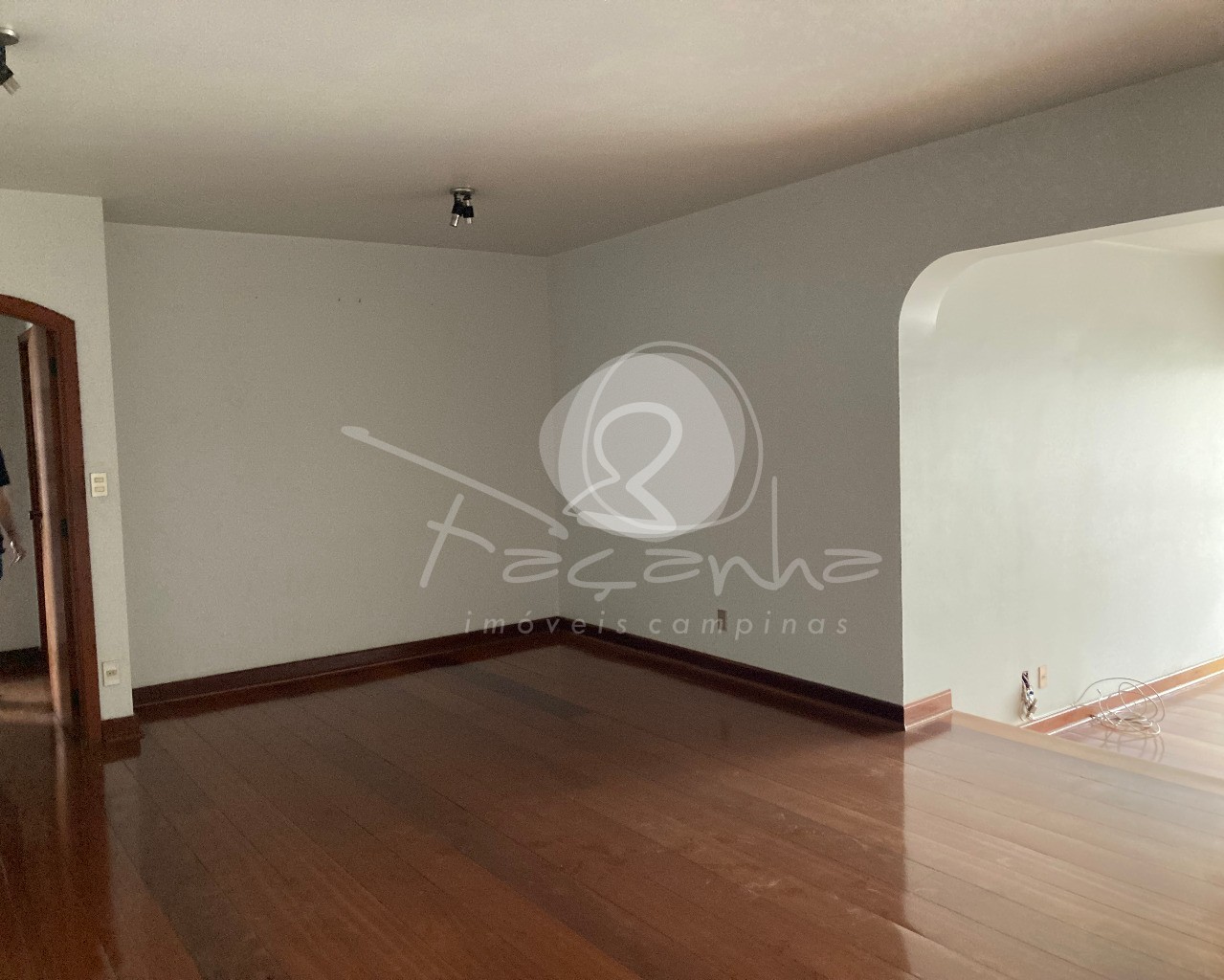 Apartamento à venda com 4 quartos, 184m² - Foto 4