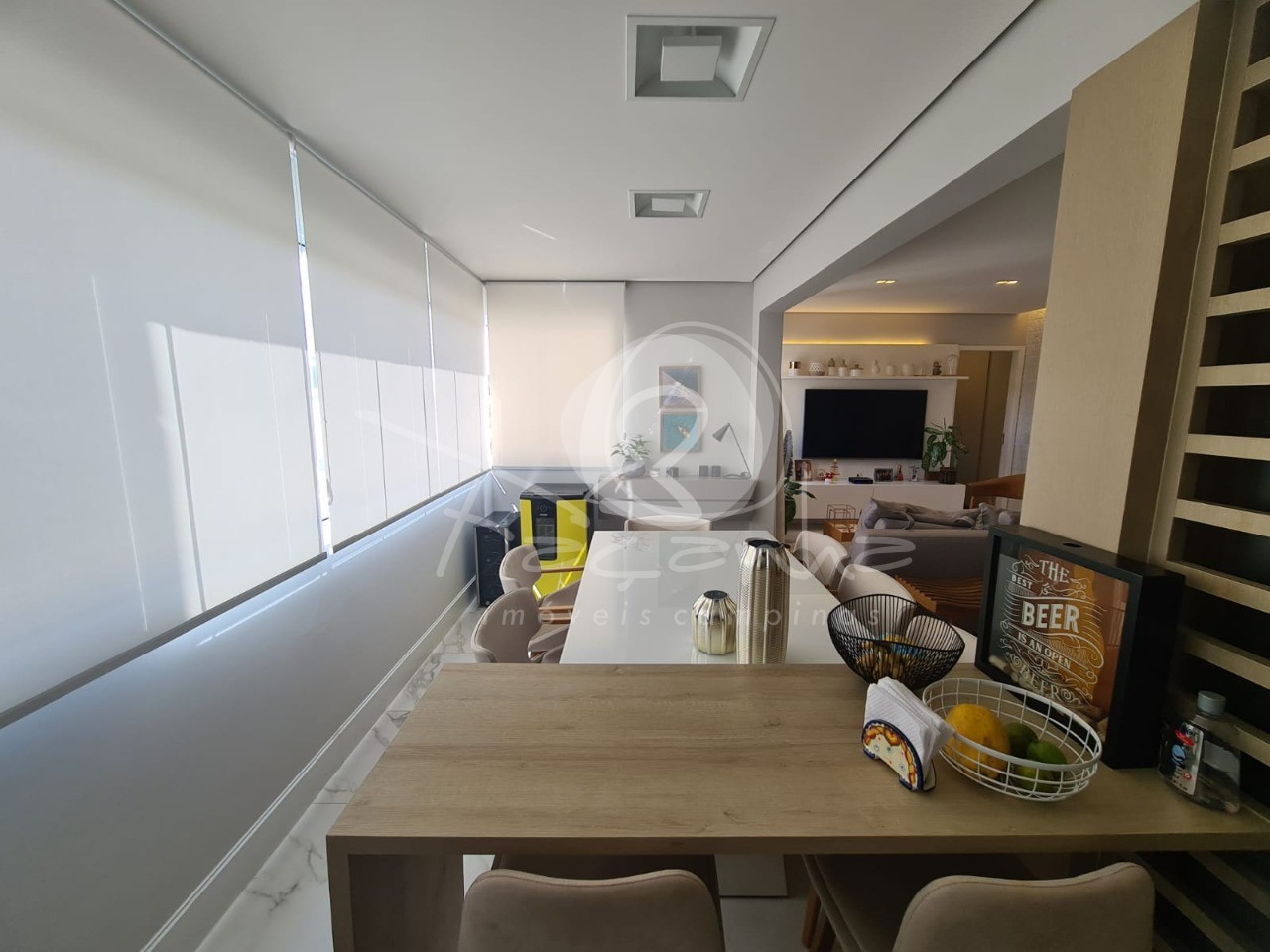 Apartamento à venda com 3 quartos, 108m² - Foto 7