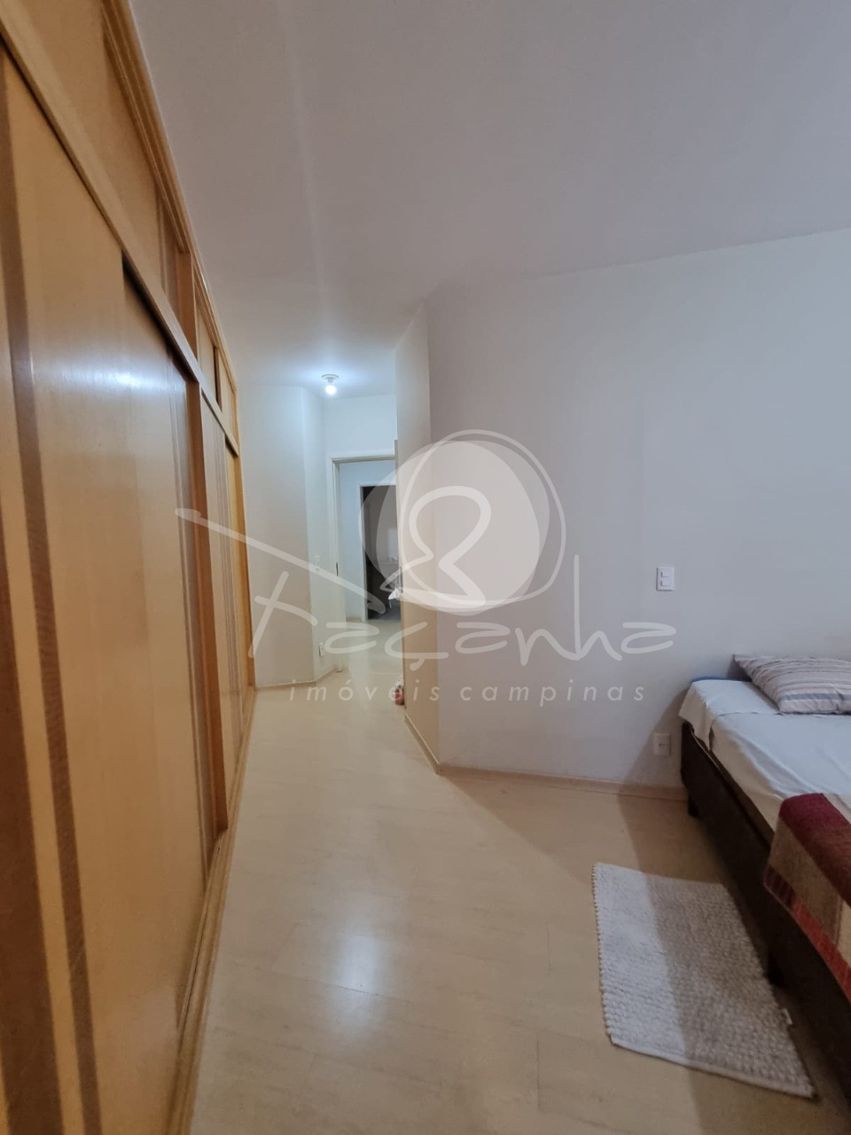 Apartamento à venda com 3 quartos, 145m² - Foto 8