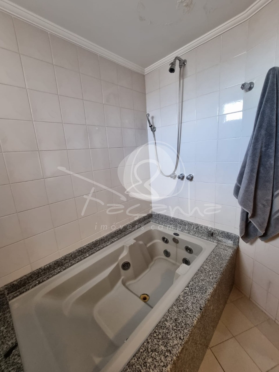 Apartamento à venda com 3 quartos, 145m² - Foto 10