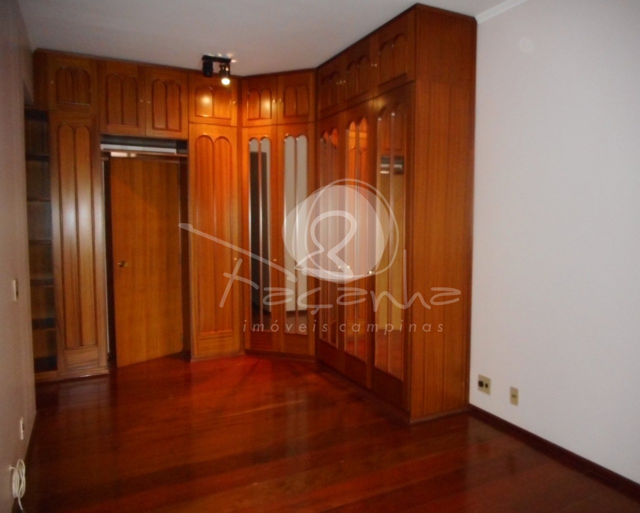 Apartamento à venda com 4 quartos, 330m² - Foto 23