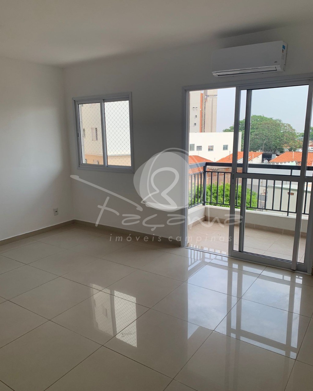 Apartamento à venda com 2 quartos, 55m² - Foto 1