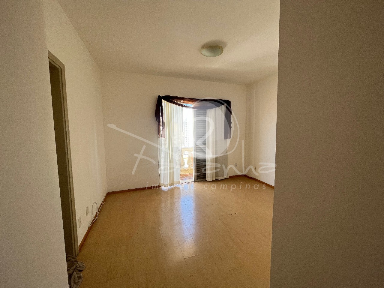 Apartamento à venda com 3 quartos, 105m² - Foto 8