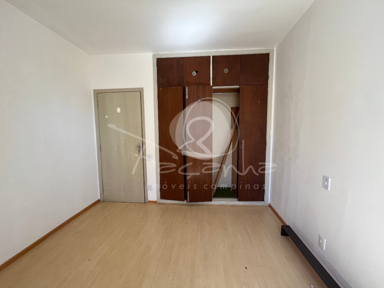 Apartamento à venda com 3 quartos, 105m² - Foto 7