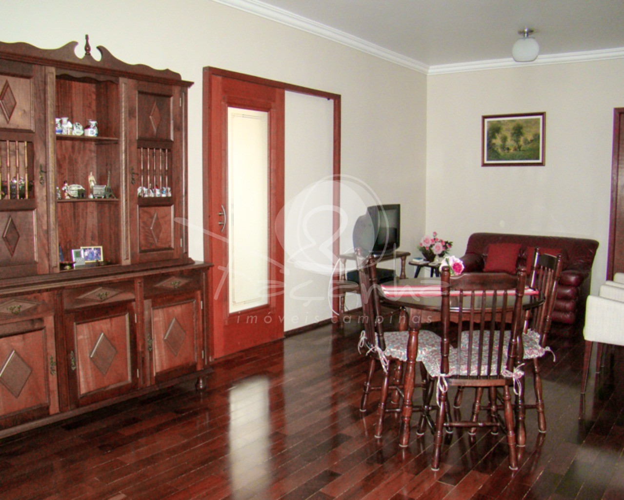 Apartamento à venda com 3 quartos, 144m² - Foto 2