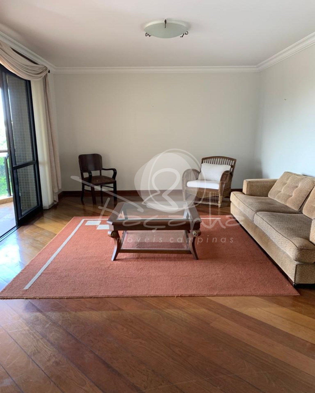 Apartamento à venda com 4 quartos, 235m² - Foto 1