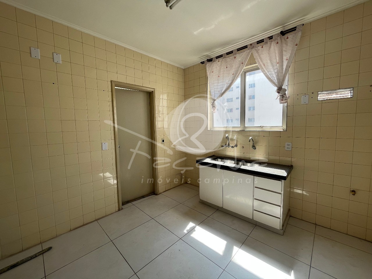 Apartamento à venda com 3 quartos, 105m² - Foto 19