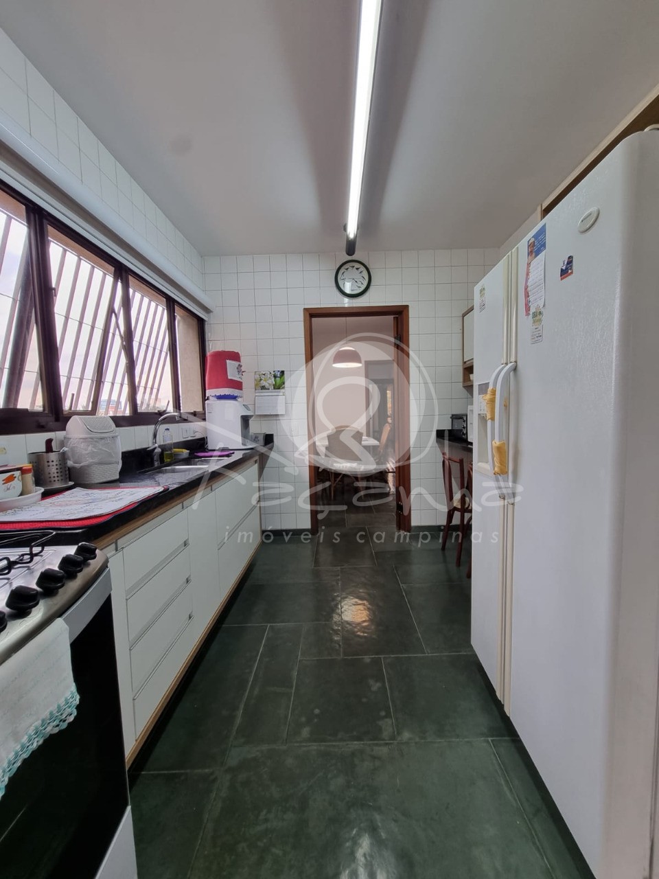 Apartamento à venda com 4 quartos, 237m² - Foto 22