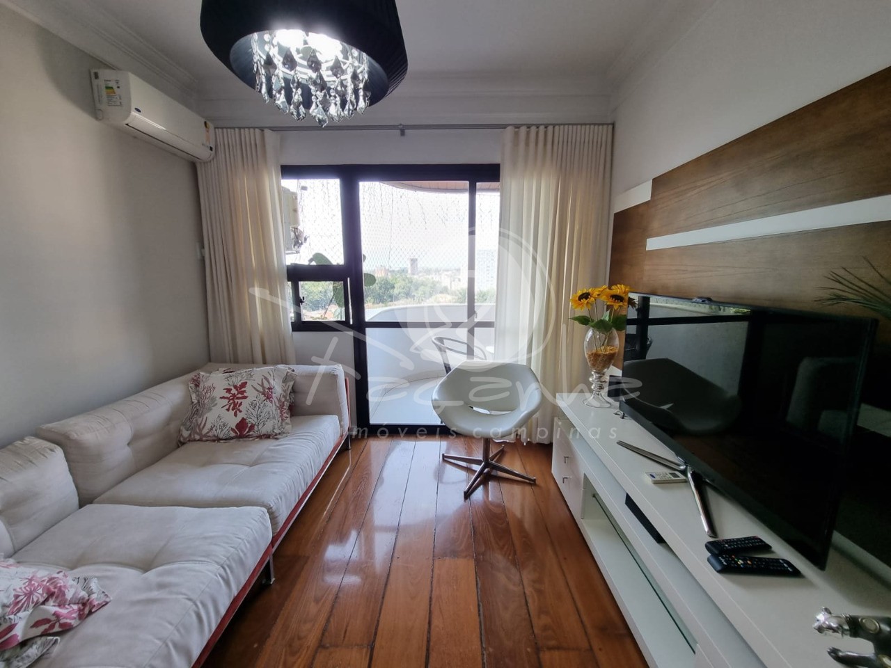 Apartamento à venda com 2 quartos, 98m² - Foto 1