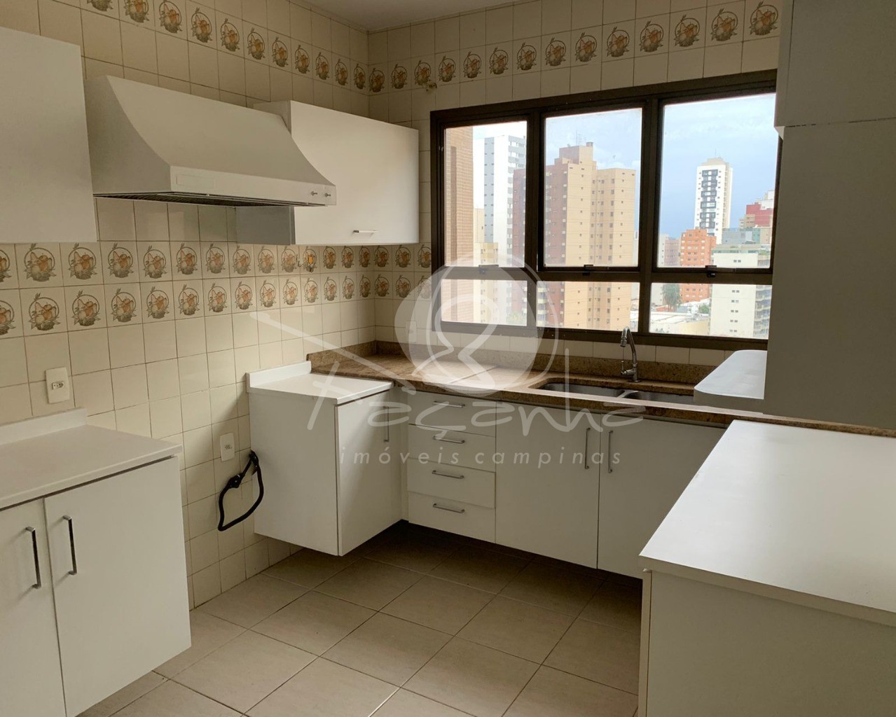 Apartamento à venda com 4 quartos, 240m² - Foto 27