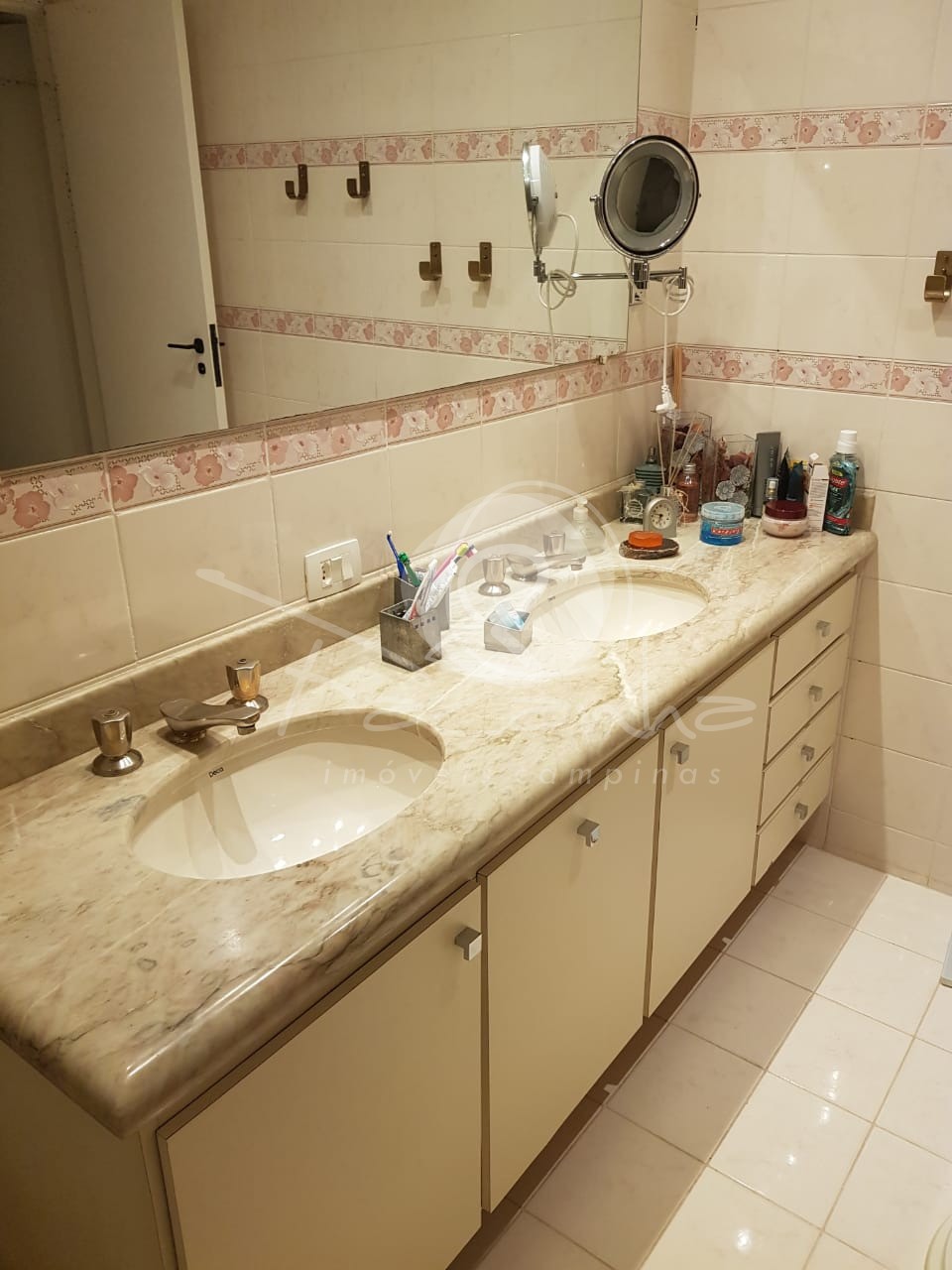 Apartamento à venda com 3 quartos, 154m² - Foto 10