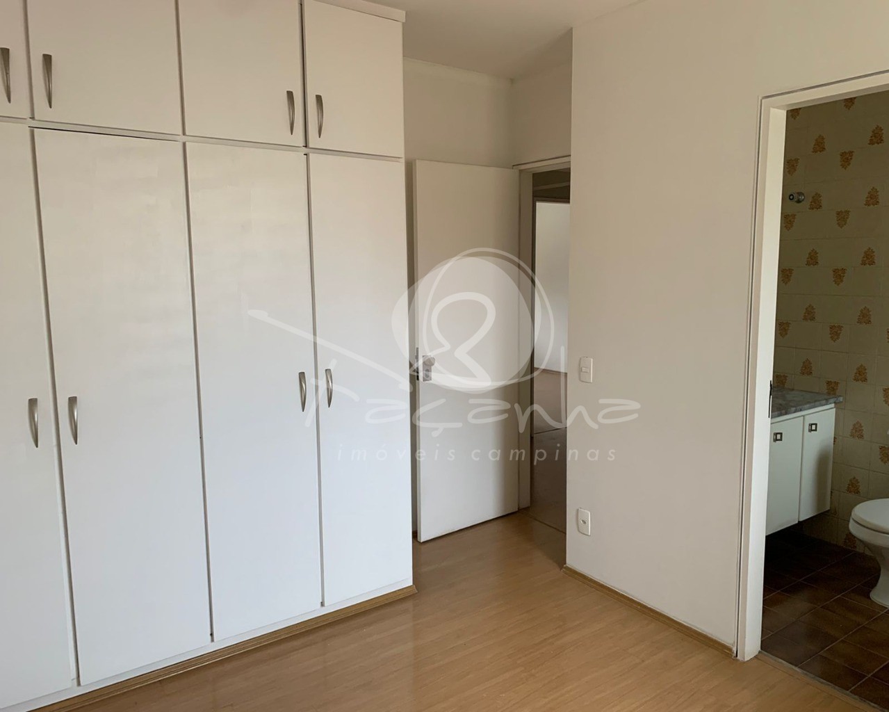 Apartamento à venda com 4 quartos, 240m² - Foto 21