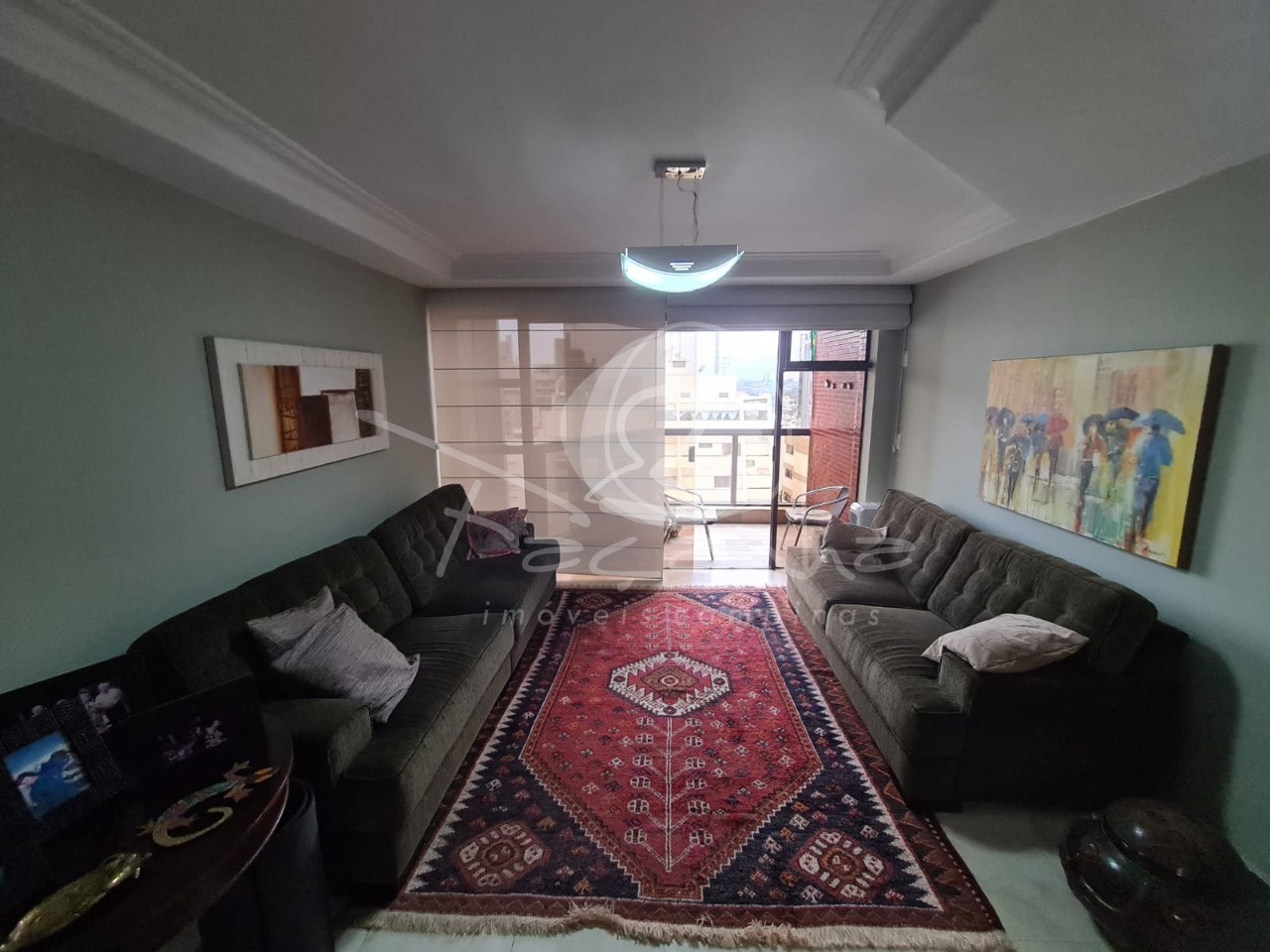 Apartamento à venda com 3 quartos, 146m² - Foto 1