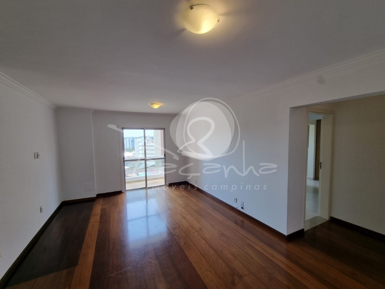 Apartamento à venda com 3 quartos, 110m² - Foto 4