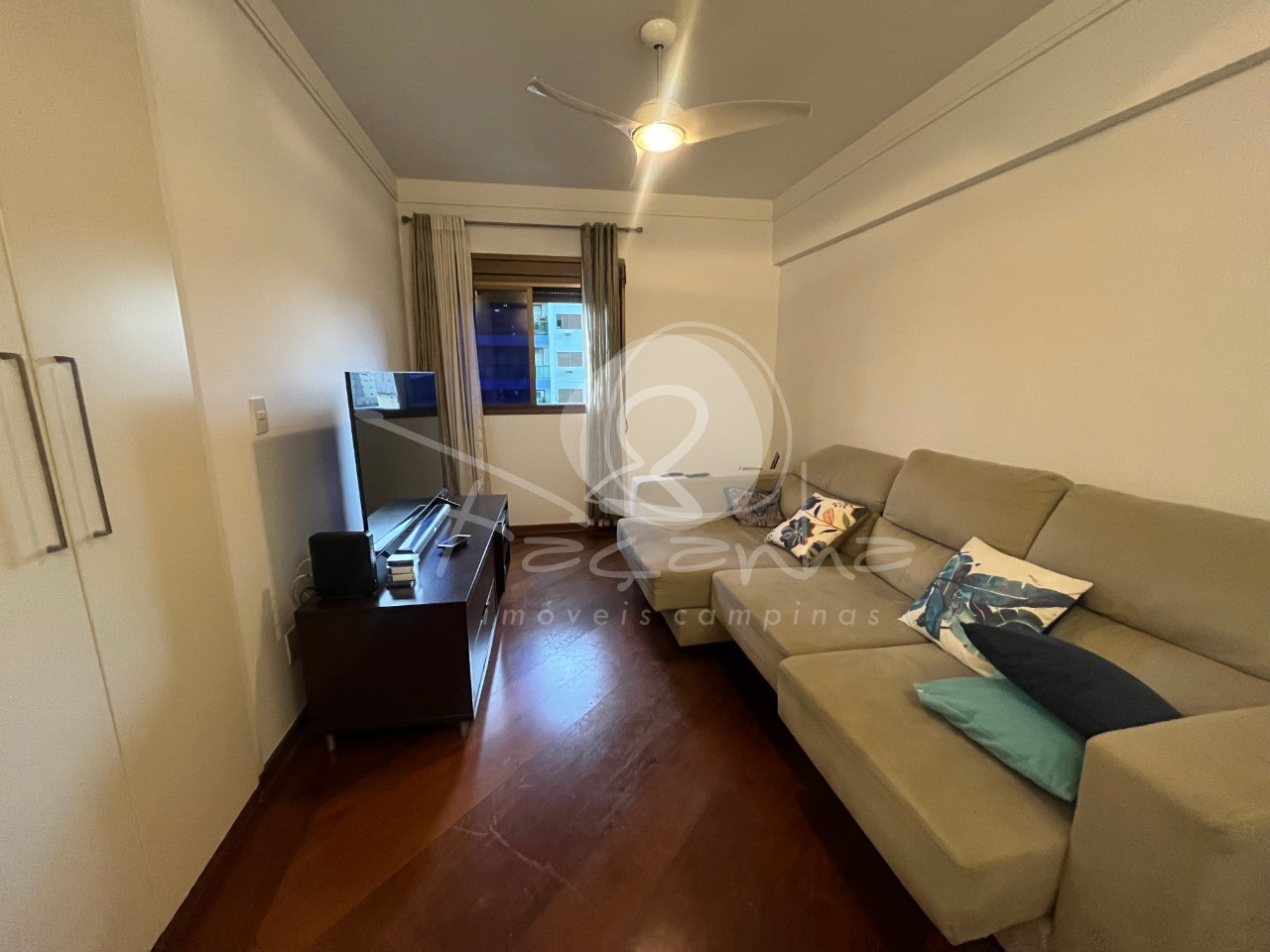 Apartamento à venda com 3 quartos, 207m² - Foto 9