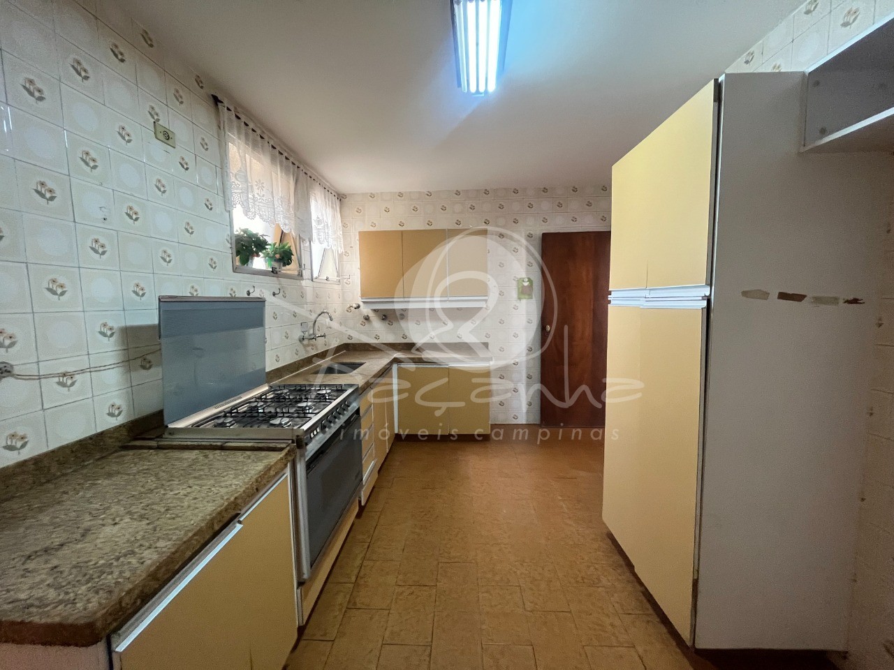 Apartamento à venda com 3 quartos, 145m² - Foto 19