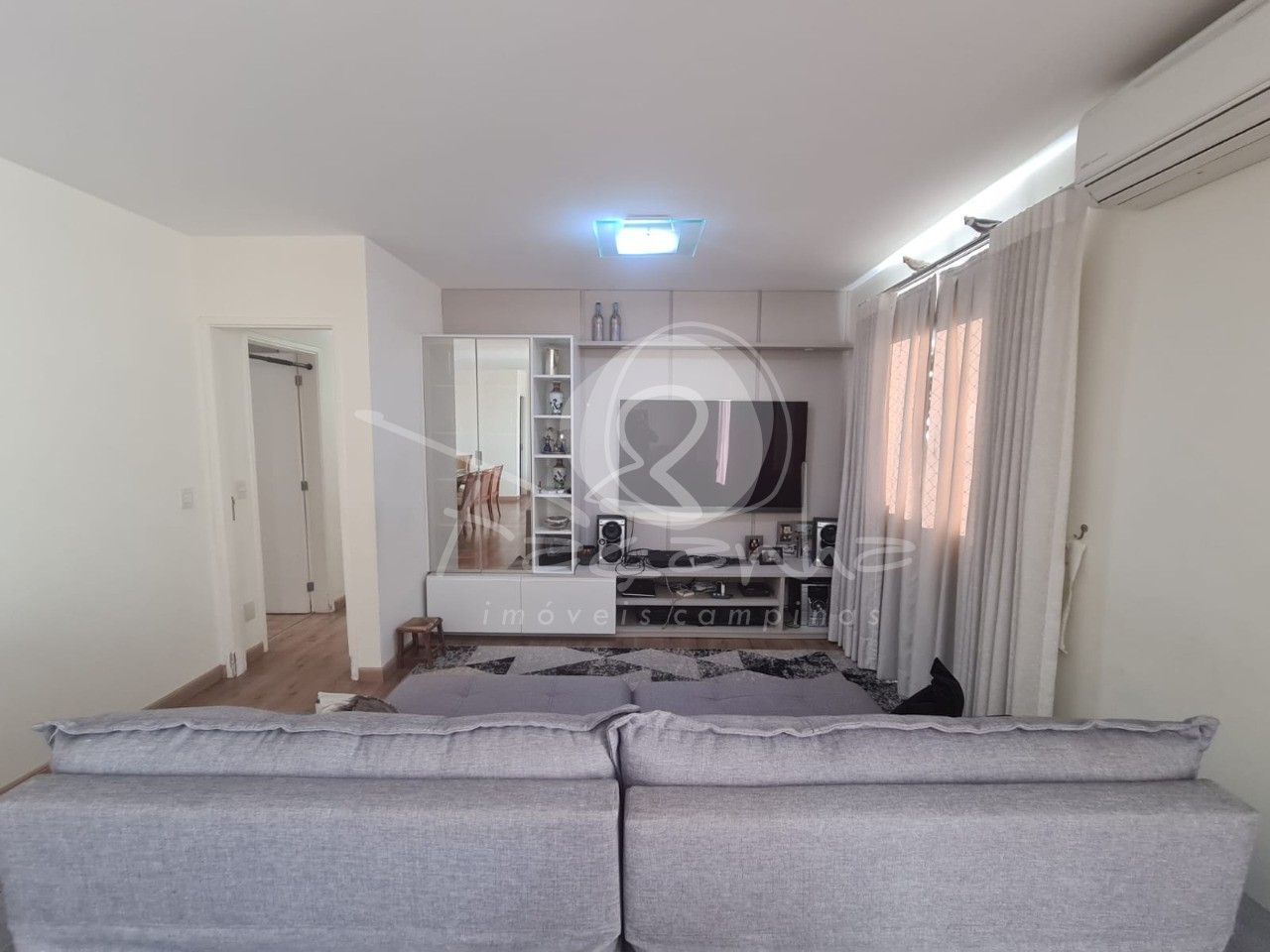 Apartamento à venda com 3 quartos, 129m² - Foto 1